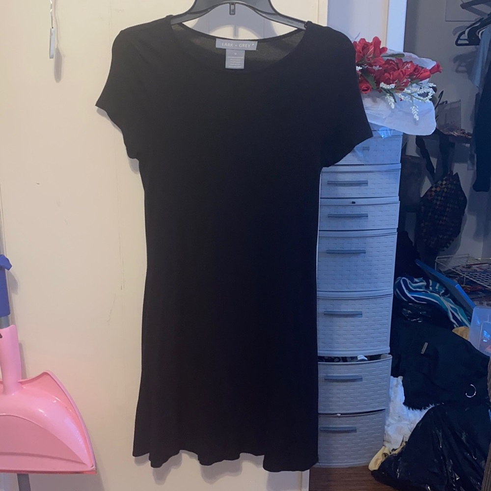 Lark+grey black T-shirt dress